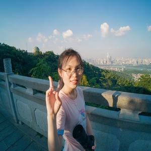 唐依童